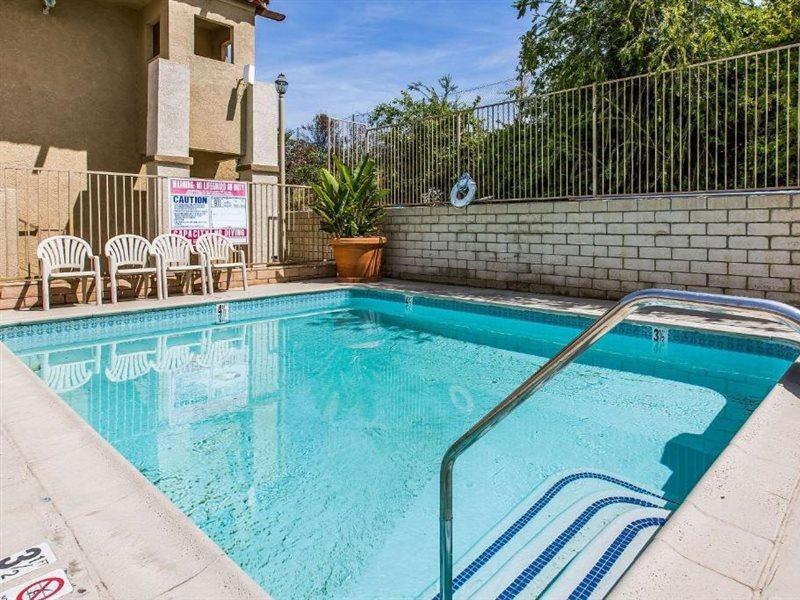 Quality Inn Lake Elsinore I-15 Ngoại thất bức ảnh