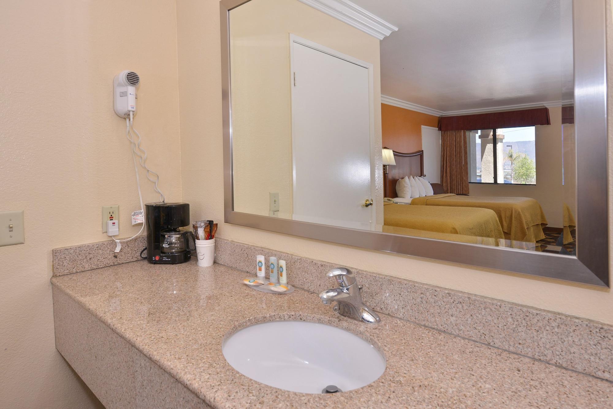 Quality Inn Lake Elsinore I-15 Ngoại thất bức ảnh