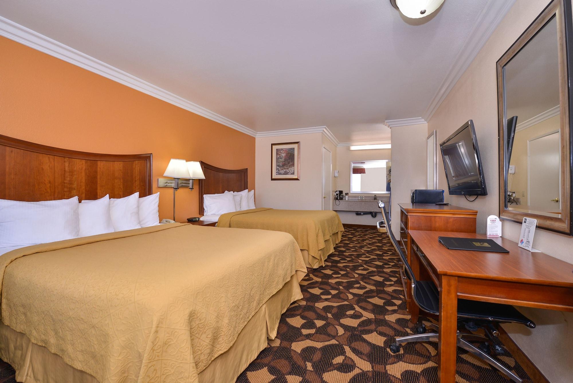 Quality Inn Lake Elsinore I-15 Ngoại thất bức ảnh