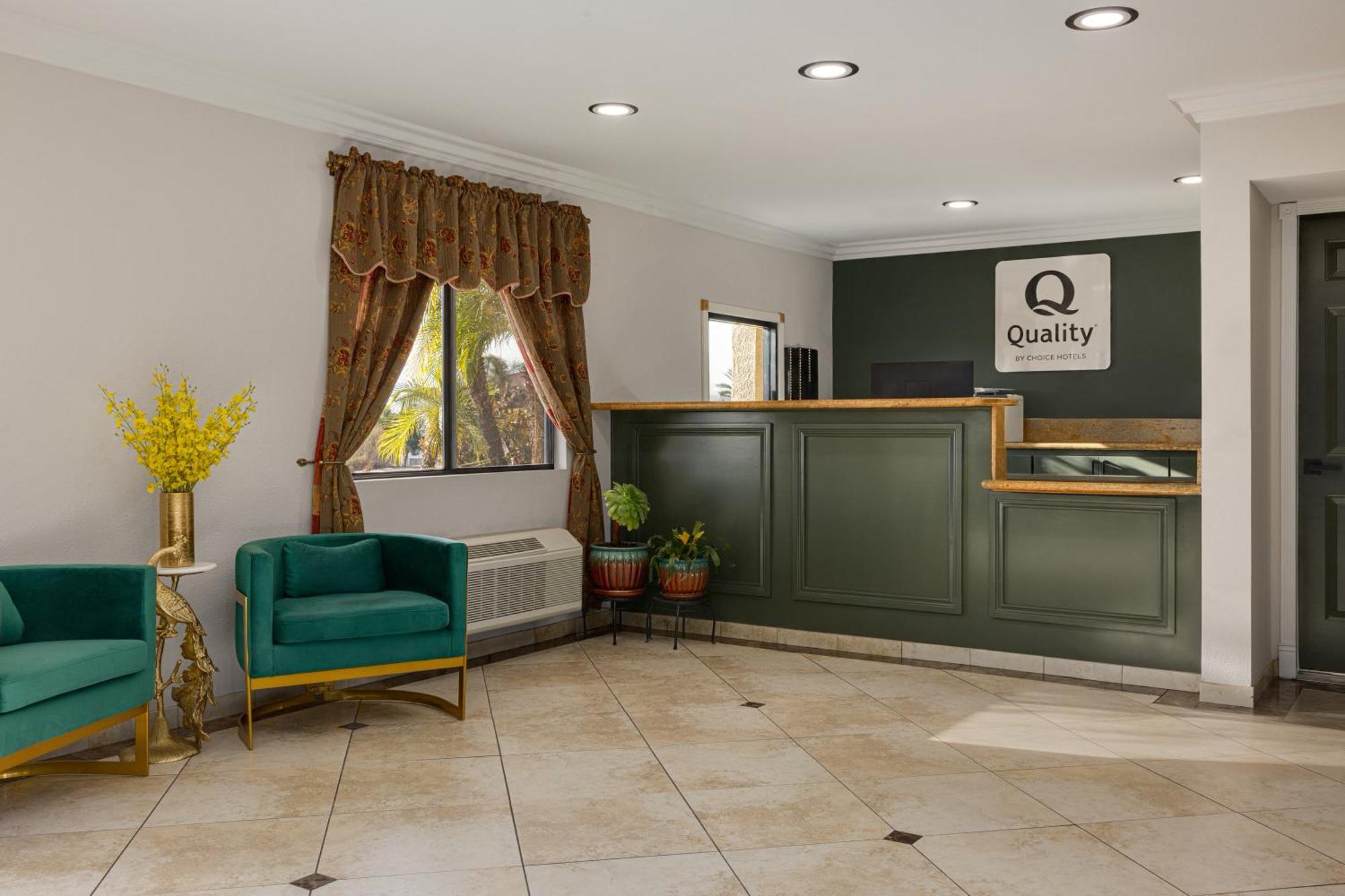 Quality Inn Lake Elsinore I-15 Ngoại thất bức ảnh